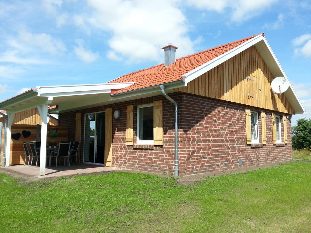 Ferienhaus Eichhoernchen Oberlangen المظهر الخارجي الصورة
